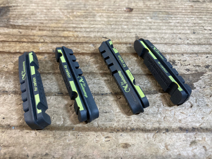 KI438 AX Lightness ブレーキパッド 4pcs シマノ用