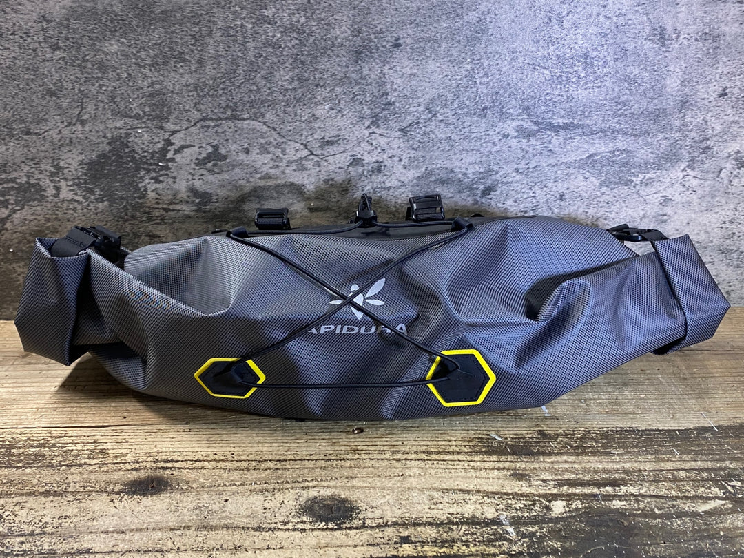 JN652 アピデュラ APIDURA エクスペディション ハンドルバーパック 14L