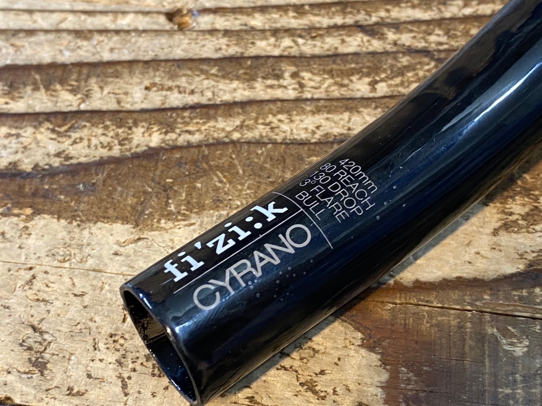 JX346 フィジーク fizik シラノ CYRANO R1 カーボン ドロップハンドル