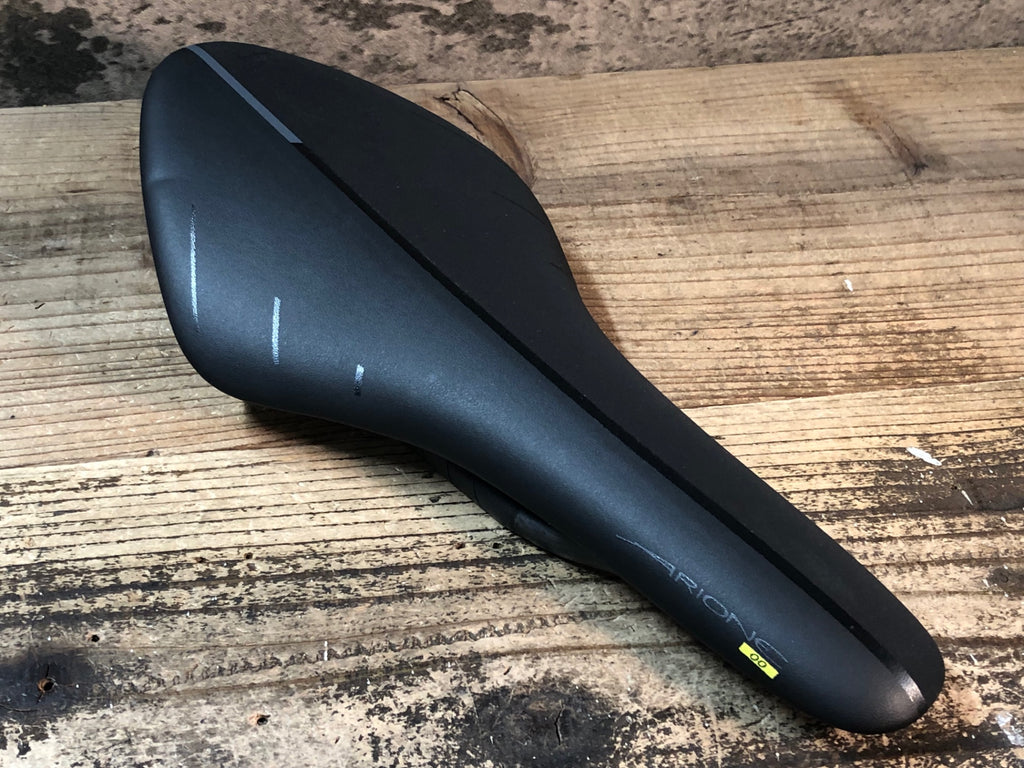 ト*ト様 Fizik Arione 00 カーボンブレードレール採用サドル fizik ARIONE 00 Saddle