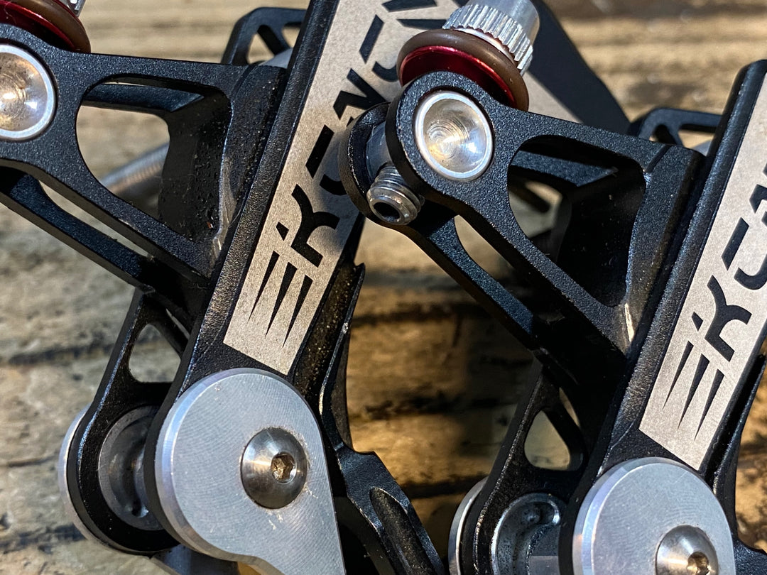 KO554 KCNC CB10 キャリパーブレーキ 前後セット ブラック ※ブレーキパッドなし