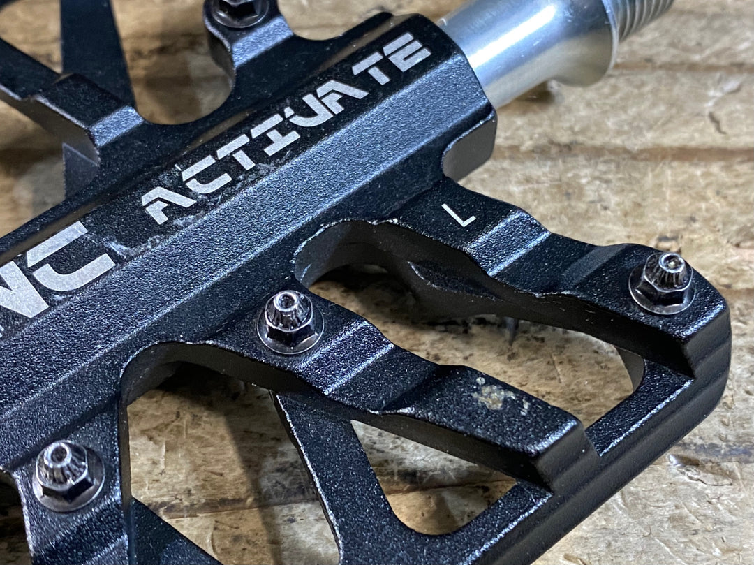 JZ280 KCNC アクティベート KPED12 フラットペダル 黒