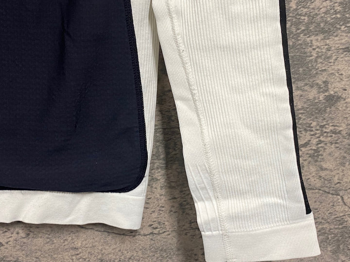 JV137 アソス ASSOS 長袖 ベースレイヤー 白 黒Ⅱ 7/7 WINTER PLUS