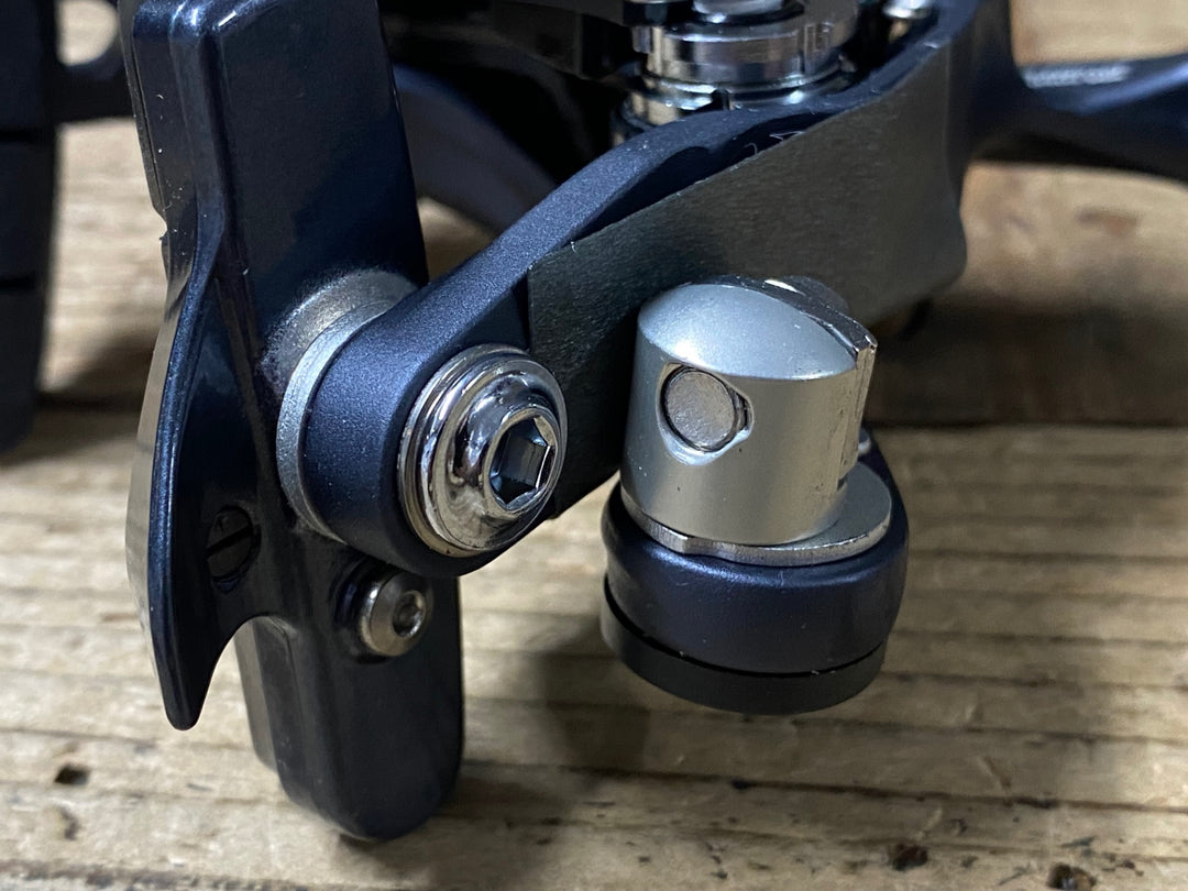 KJ444 シマノ SHIMANO アルテグラ ULTEGRA BR-R8010F/RS ダイレクトマウント キャリパーブレーキ 前後セット 未使用