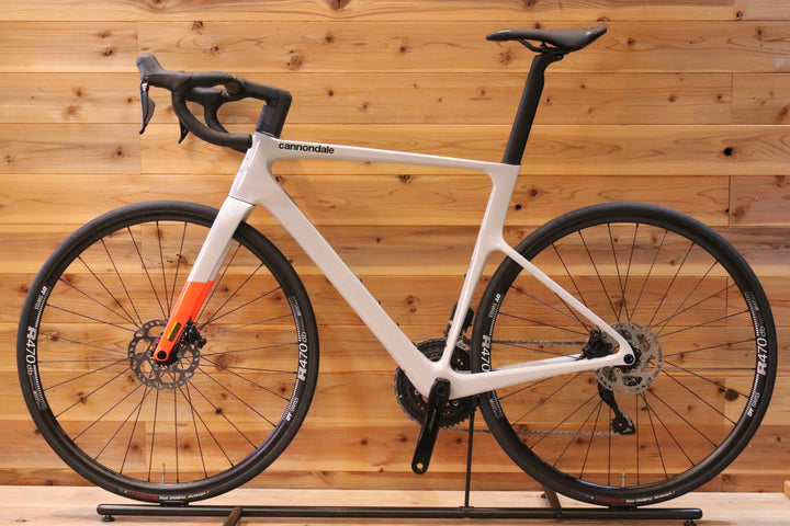 未走行で入荷！ キャノンデール CANNONDALE スーパーシックス SUPERSIX EVO 3 DISC 2025 54サイズ 105 R7170 DI2 カーボン ロードバイク 【広島店】