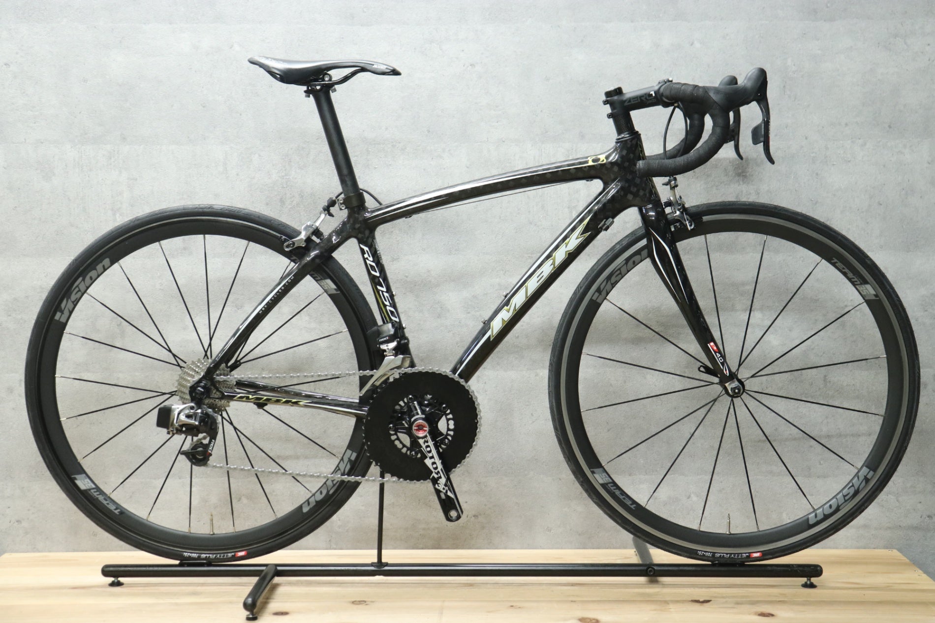 MBK RD750 SRAM RED22 eTap MIX 11S カーボン ロードバイク 【さいたま