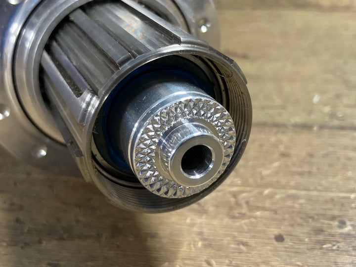 KP146 ホワイトインダストリーズ WHITE INDUSTRIES T11 ロードハブ 前後セット 100/130mm 24H シルバー