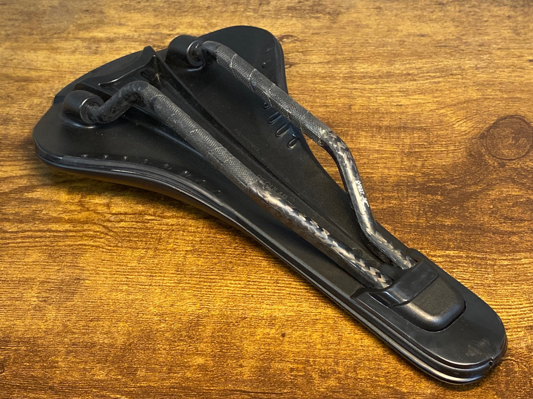 KQ295 フィジーク fizik アンタレス VERSUS EVO ANTARES R1 サドル カーボンレール