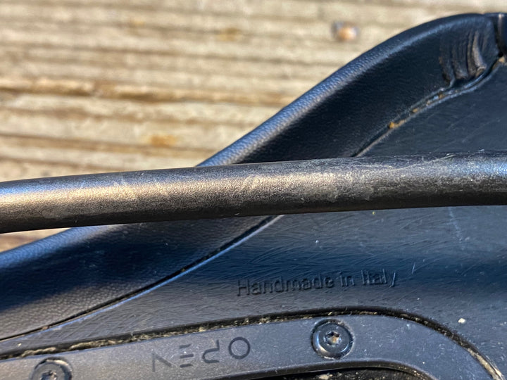 JS941 フィジーク fizik アンタレス ANTARES R3 OPEN サドル 黒 黃 Kiumレール