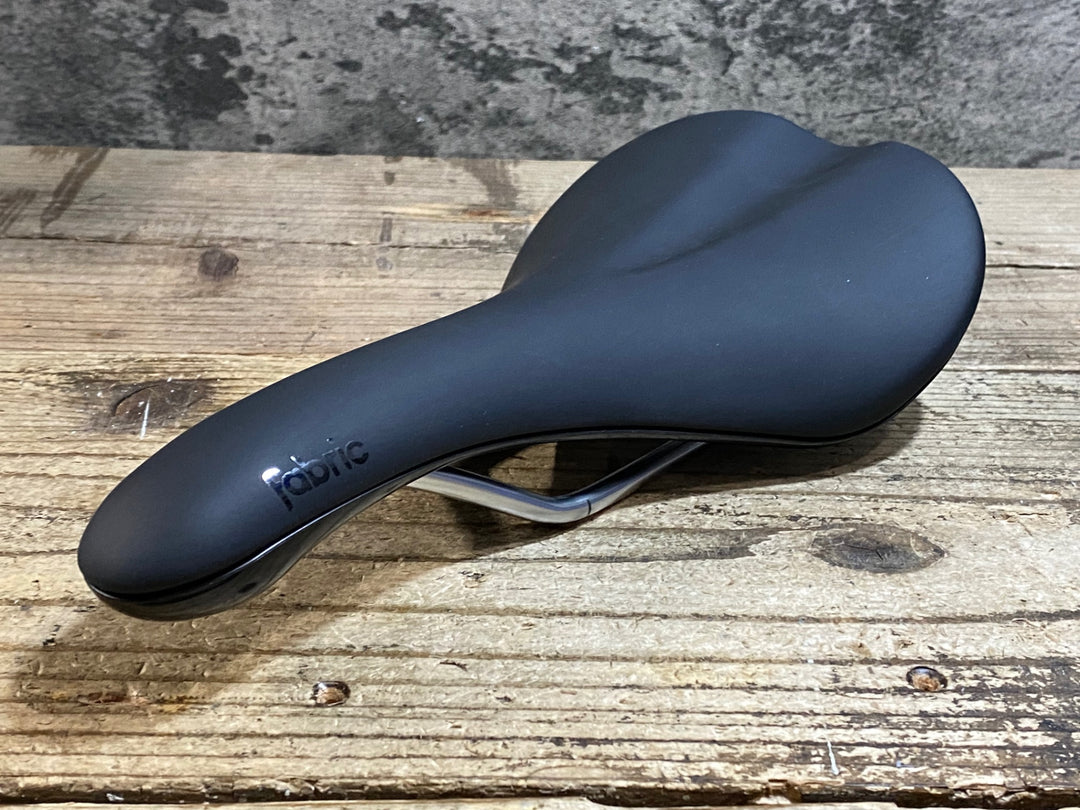 KC320 ファブリック fabric SCOOP ELITE RADIUS サドル 黒 140mm