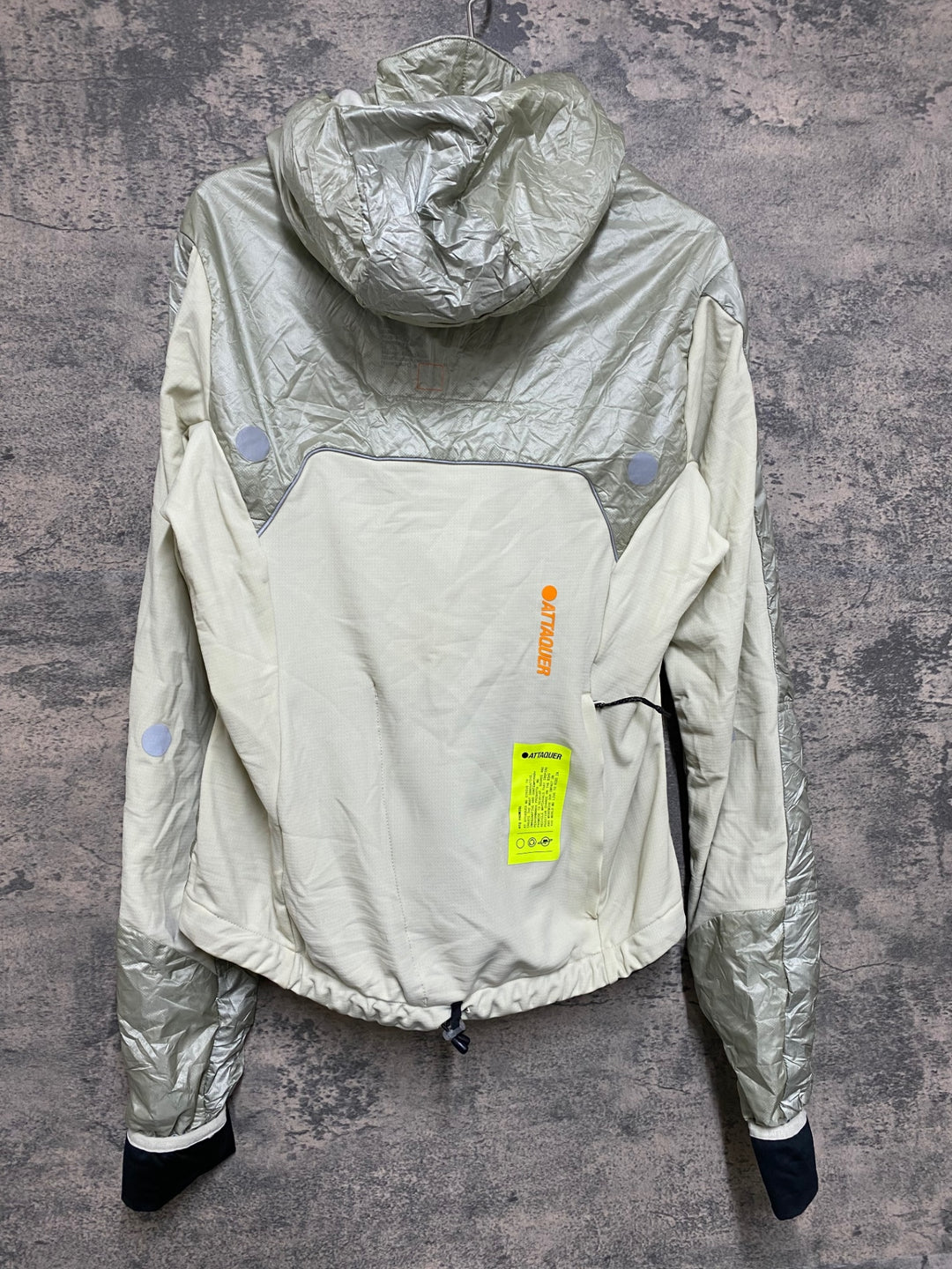 JN365 アタッカー ATTAQUER All Day Anatomic Insulator Jacket - Eggshell 長袖 サイクルジャケット グレー M