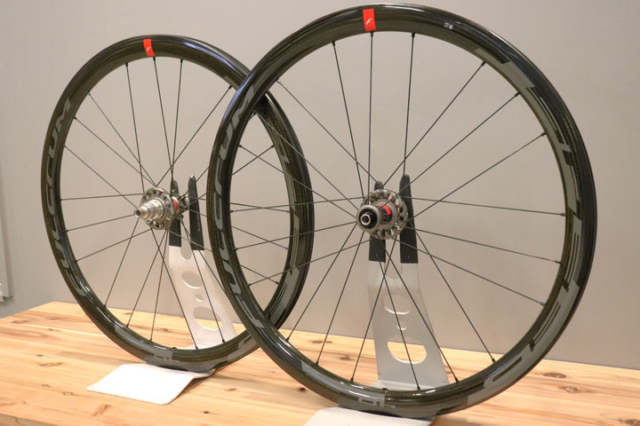フルクラム FULCRUM スピード SPEED 40 DB カーボン ディスク チューブレス ホイールセット XDRフリー 19C 【仙台店】