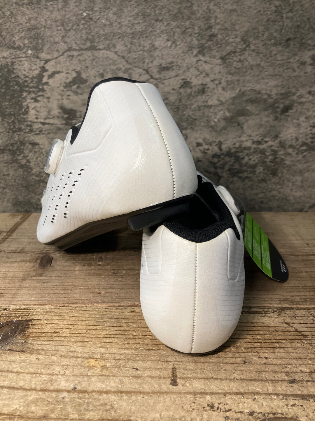 JV657 シマノ SHIMANO RP5 SH-PR501-S W ビンディングシューズ 白 EU43 ※汚れ