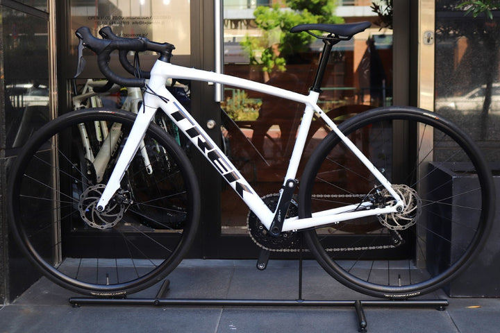 トレック TREK ドマーネ DOMANE AL3 DISC 2023モデル 54サイズ シマノ ソラ R3000 9S アルミ ロードバイク 【東京南麻布店】