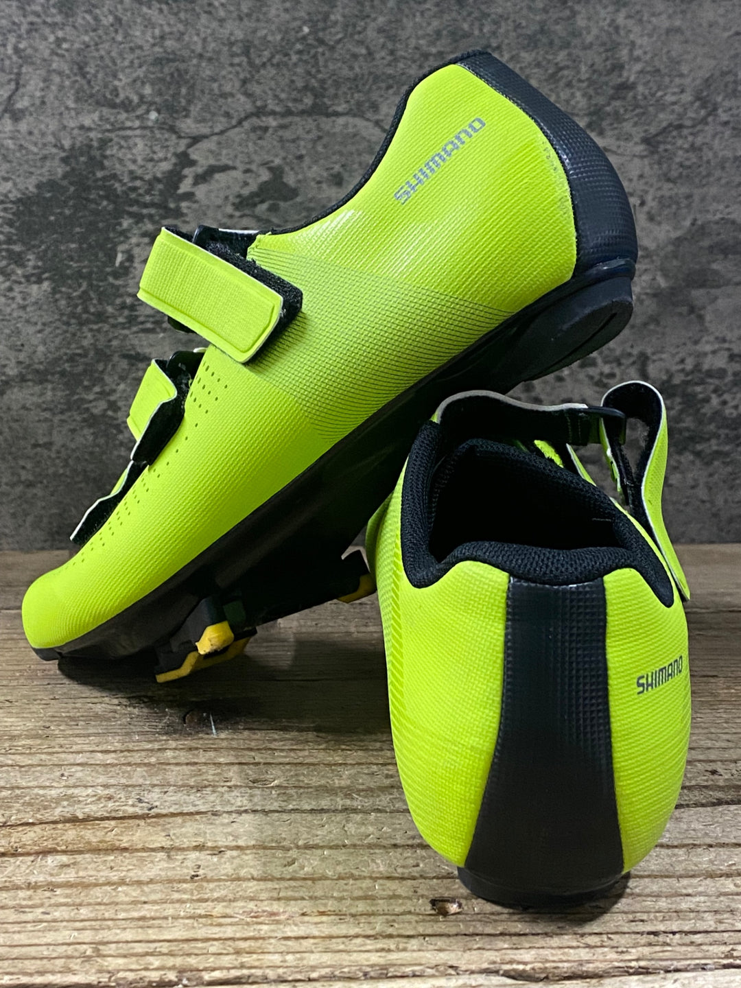 KK976 シマノ SHIMANO RC1 SH-RC100M Y01 S ビンディングシューズ ライトグリーン EU41 3穴