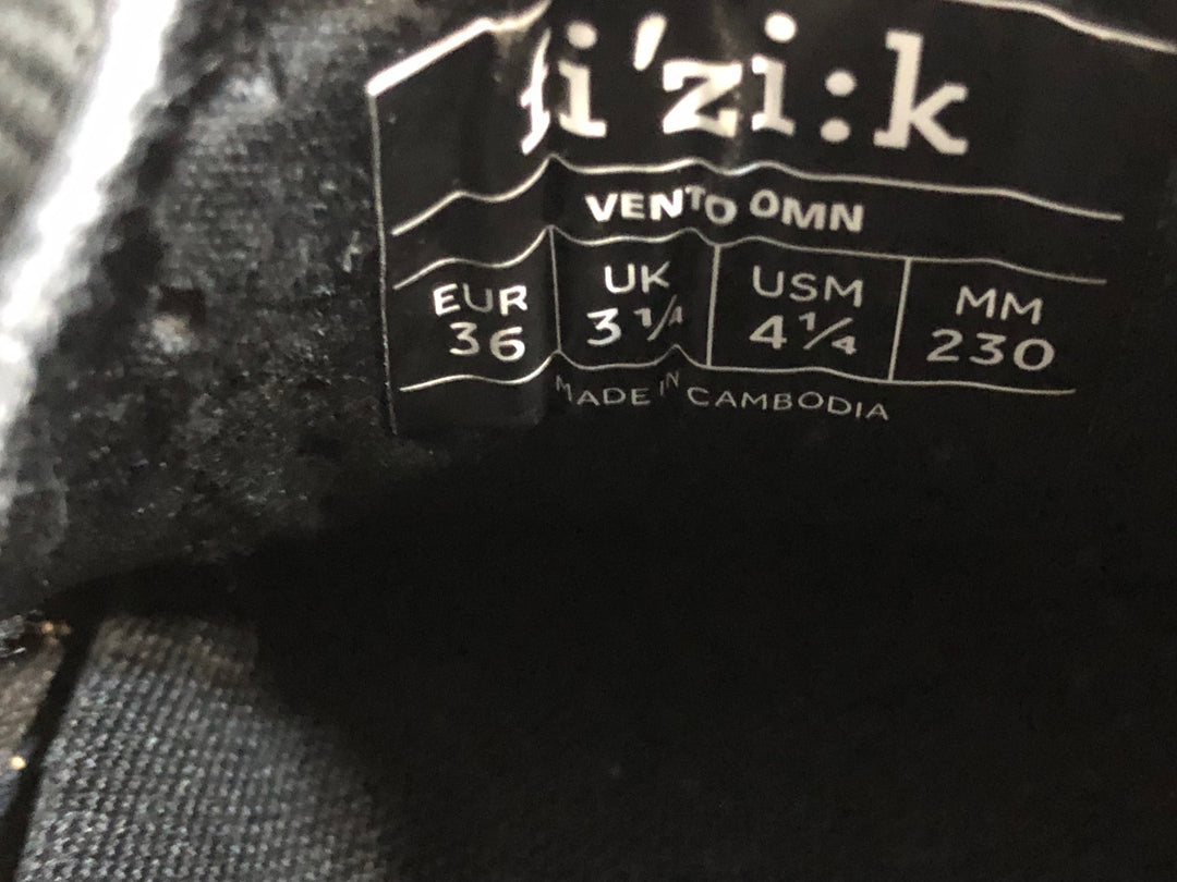 JS679 フィジーク fizik ヴェント VENTO OMNA ビンディングシューズ 3穴 BOA 黒 EU36