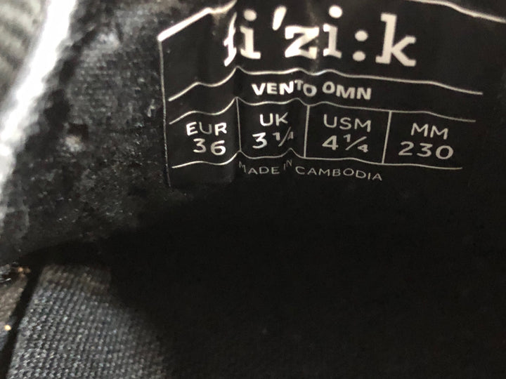 JS679 フィジーク fizik ヴェント VENTO OMNA ビンディングシューズ 3穴 BOA 黒 EU36