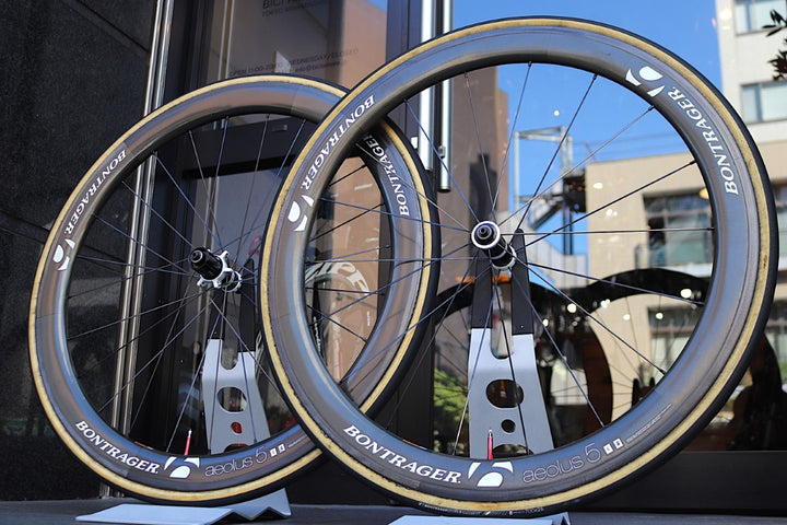 ボントレガー BONTRAGER アイオロス AEOLUS 5 D3 カーボン チューブラー ホイールセット シマノ 12/11S 【東京南麻布店】