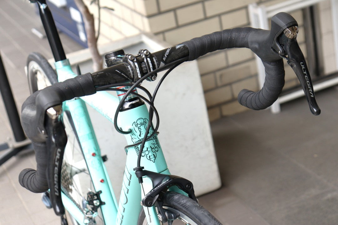 ビアンキ BIANCHI スペシャリッシマ SPECIALISSIMA 2018モデル 50サイズ シマノ アルテグラ R8000 MIX 11S カーボン ロードバイク 【横浜店】