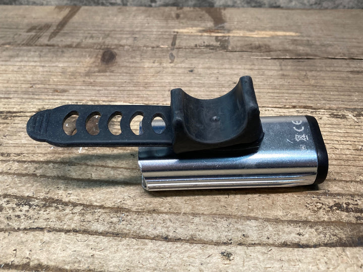 JM574 レザイン LEZYNE LITE DRIVE 1000XL フロントライト 点灯確認済 ※マウント部品一部欠品