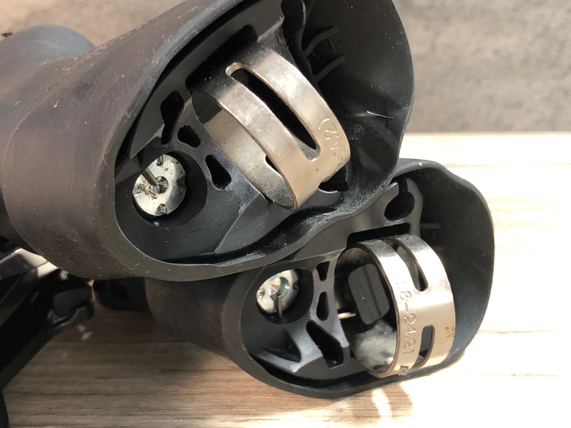 JN615 シマノ SHIMANO クラリス Claris ST-R2000 STIレバー 2x8S