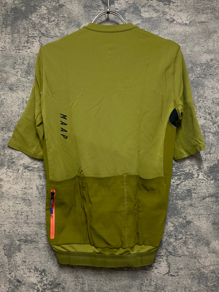 JO702 マープ MAAP ALT ROAD TEAM FIT JERSEY 半袖 サイクルジャージ オリーブ M