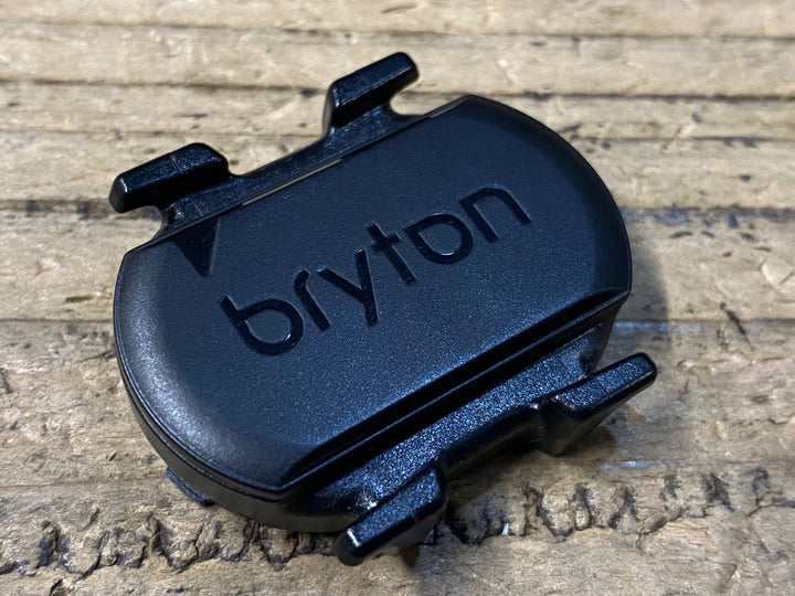 KP557 ブライトン BRYTON ケイデンス スピードセンサー セット 動作確認済　※ケイデンスセンサーのバッテリーキャップ爪割れ