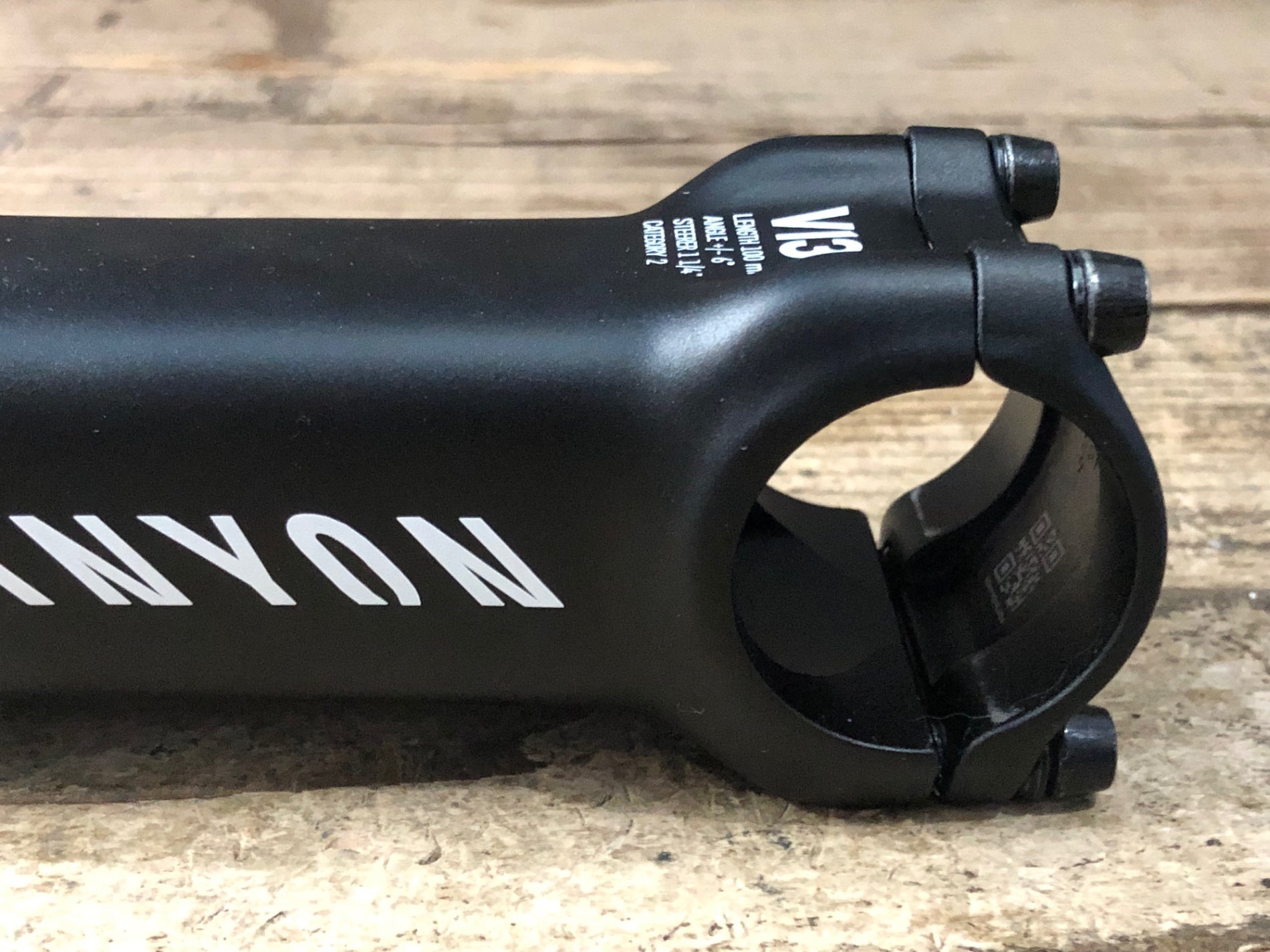 CANYON V13 ステム 110mm（1 1/4インチ）±6° 3本セット Canyon V13 1 1/4