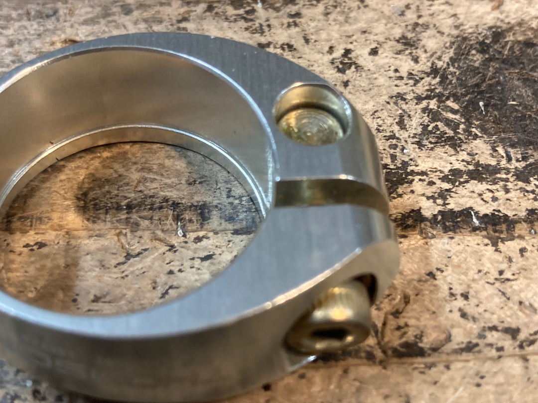 JO659 トムソン THOMSON COLLAR シートクランプ シルバー Φ29.8