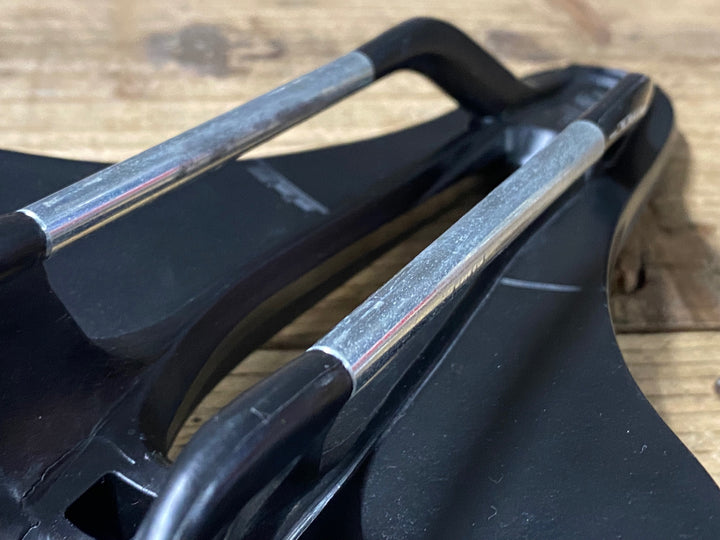 KL924 セライタリア selle italia NOVUS BOOST EVO SUPER FLOW サドル 145mm