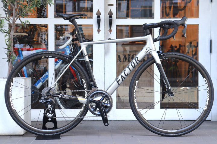 ファクター FACTOR O2 ロマンバルデ 2018モデル 54サイズ シマノ デュラエース R9150 Di2 11S カーボン ロードバイク 【横浜店】