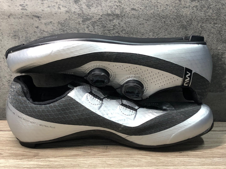 JI915 ノースウェーブ NORTHWAVE MISTRAL PLUS ビンディングシューズ シルバー 黒 EU42 3穴