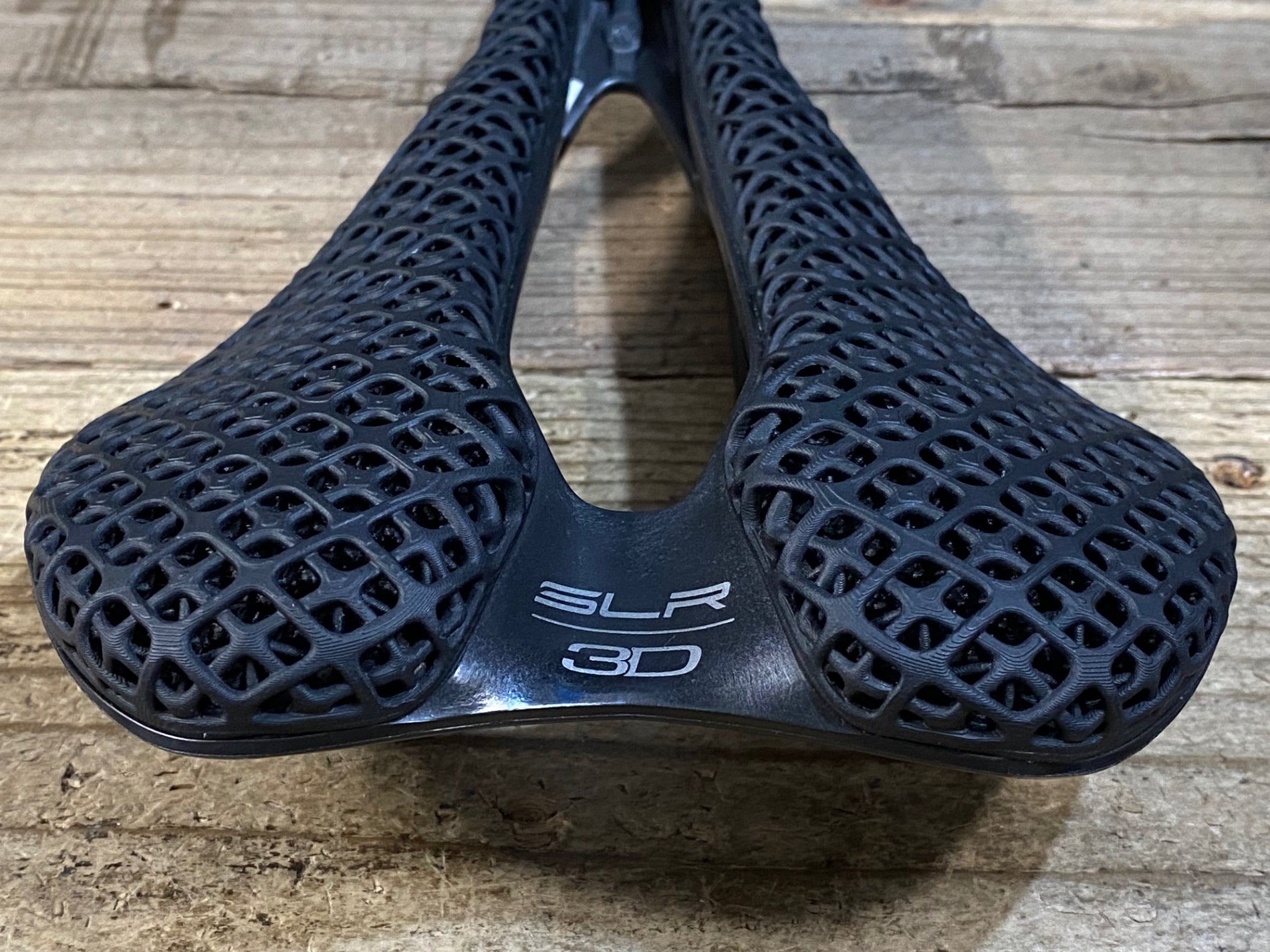 ミ*様 Selle Italia SLR サドル ブラック Amazon | SELLE ITALIA(セライタリア) SLR TM Mn BLK ブラック | Selle