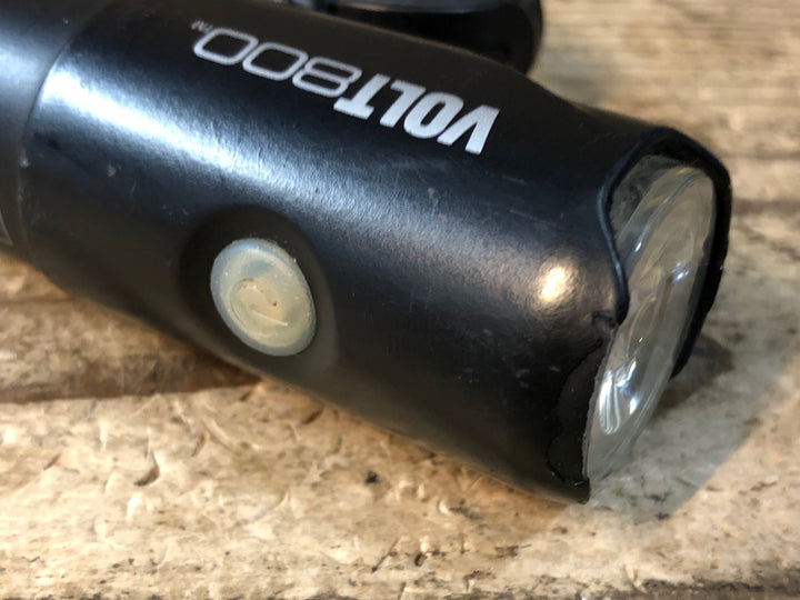 JQ859 キャットアイ CATEYE ボルト VOLT800 フロントライト スペアバッテリー 充電器 点灯確認済