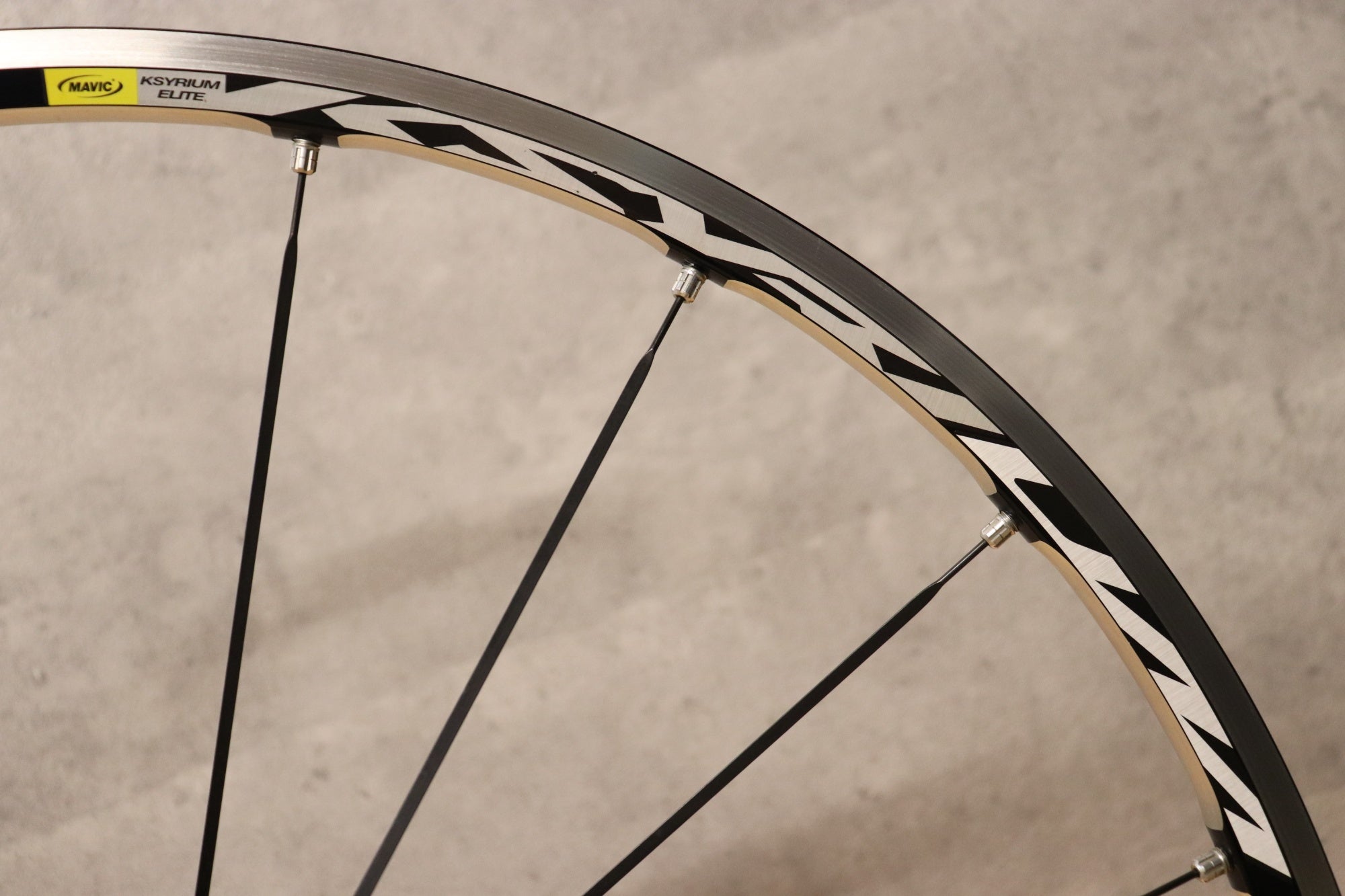 マヴィック MAVIC キシリウムエリート KSYRIUM ELITE シマノ 12/11S