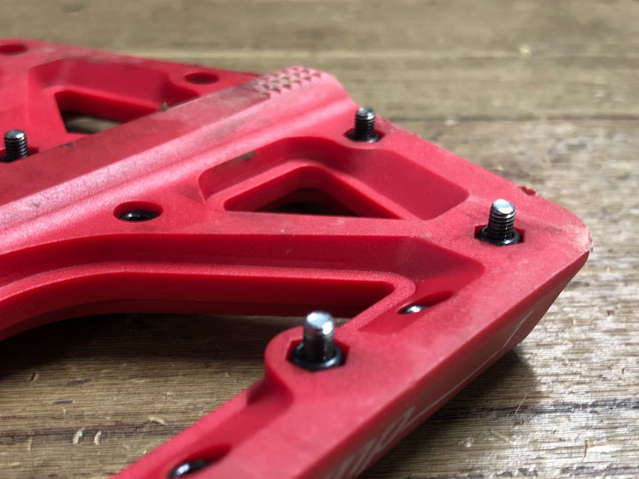 KA661 クランクブラザーズ CRANKBROTHERS Stamp 1 フラットペダル 赤