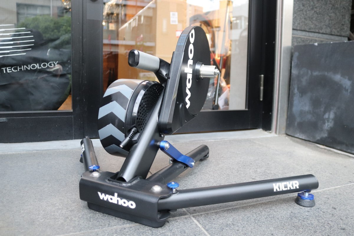 ワフー WAHOO キッカー KICKR V4 スマートトレーナー ローラー台 ZWIFT