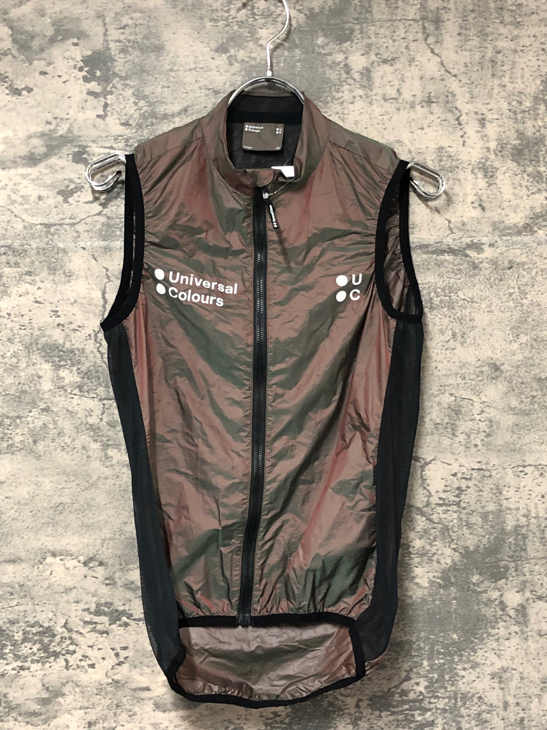 KN747 ユニバーサルカラーズ Universal Colours SPECTRUM ジレ サイクルベスト XS