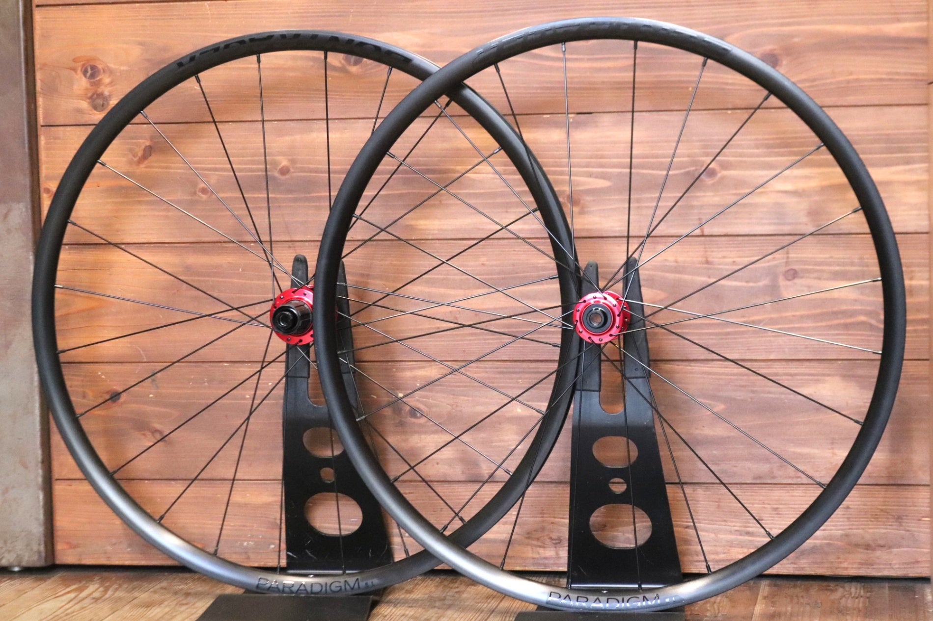 ボントレガー BONTRAGER パラダイム PARADIGM SL アルミ チューブレス