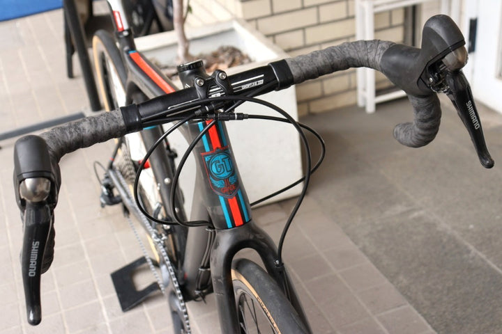 ジーティー GT グレード GRADE CARBON 2015モデル 53サイズ シマノ アルテグラ 6800 MIX 11S カーボン ロードバイク 【横浜店】