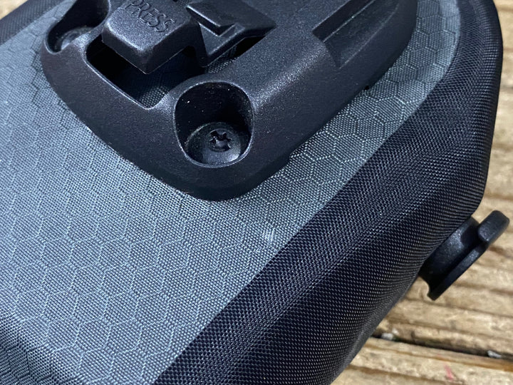 KP521 オルトリーブ ORTLIEB WATERPROOF サドルバッグ グレー XS