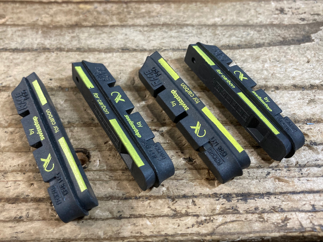 KI425 AX Lightness ブレーキパッド 4pcs カンパニョーロ用