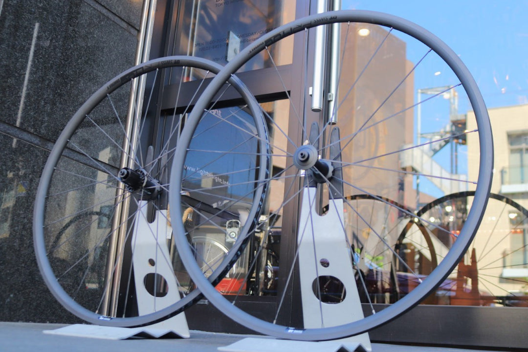 DT SWISS ダイカット オキシック PR1400 DICUT OXIC 21 アルミ チューブレスレディ ホイールセット シマノ 12/11S ワイドリム 【東京南麻布店】