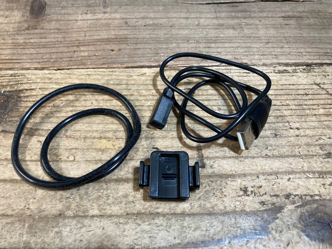 KD184 iGPSPORT TL30 テールライト 動作確認済み