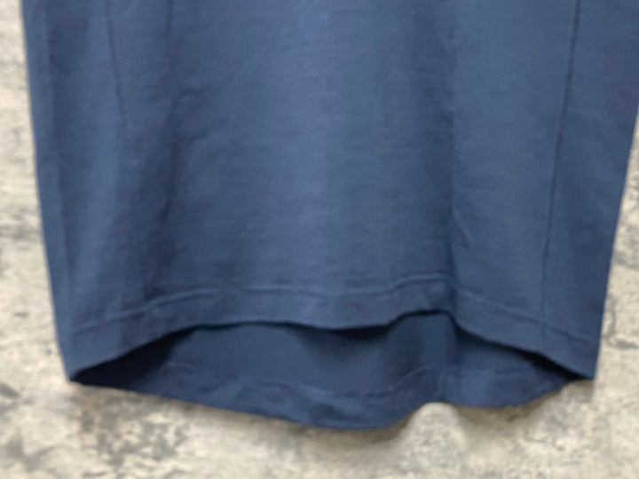 KI195 ラファ Rapha RAEBURN SHORT SLEEVE MERINO HENLEY 半袖 シャツ ネイビー M ※穴開きのためジャンク