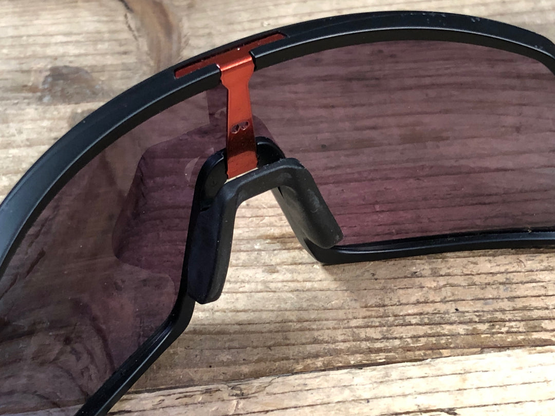 JT243 オークリー OAKLEY スートロ SUTRO PRIZMレンズ 黒 アイウェア サングラス