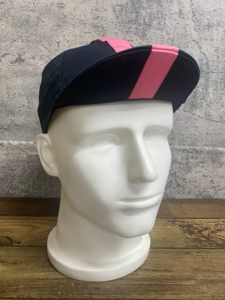 JY139 ラファ Rapha CAP サイクルキャップ 黒ピンク サイズ不明