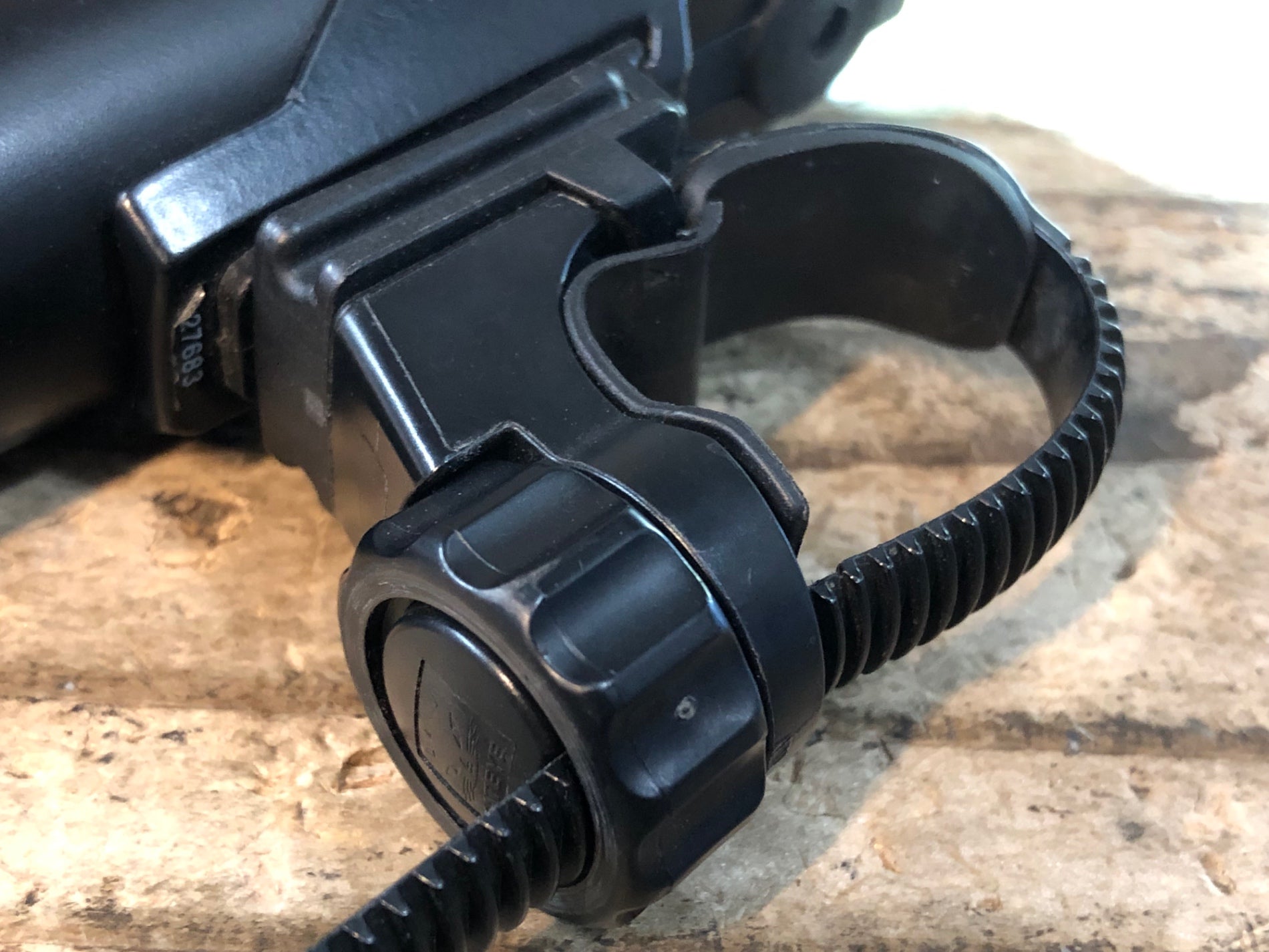 JQ859 キャットアイ CATEYE ボルト VOLT800 フロントライト スペア