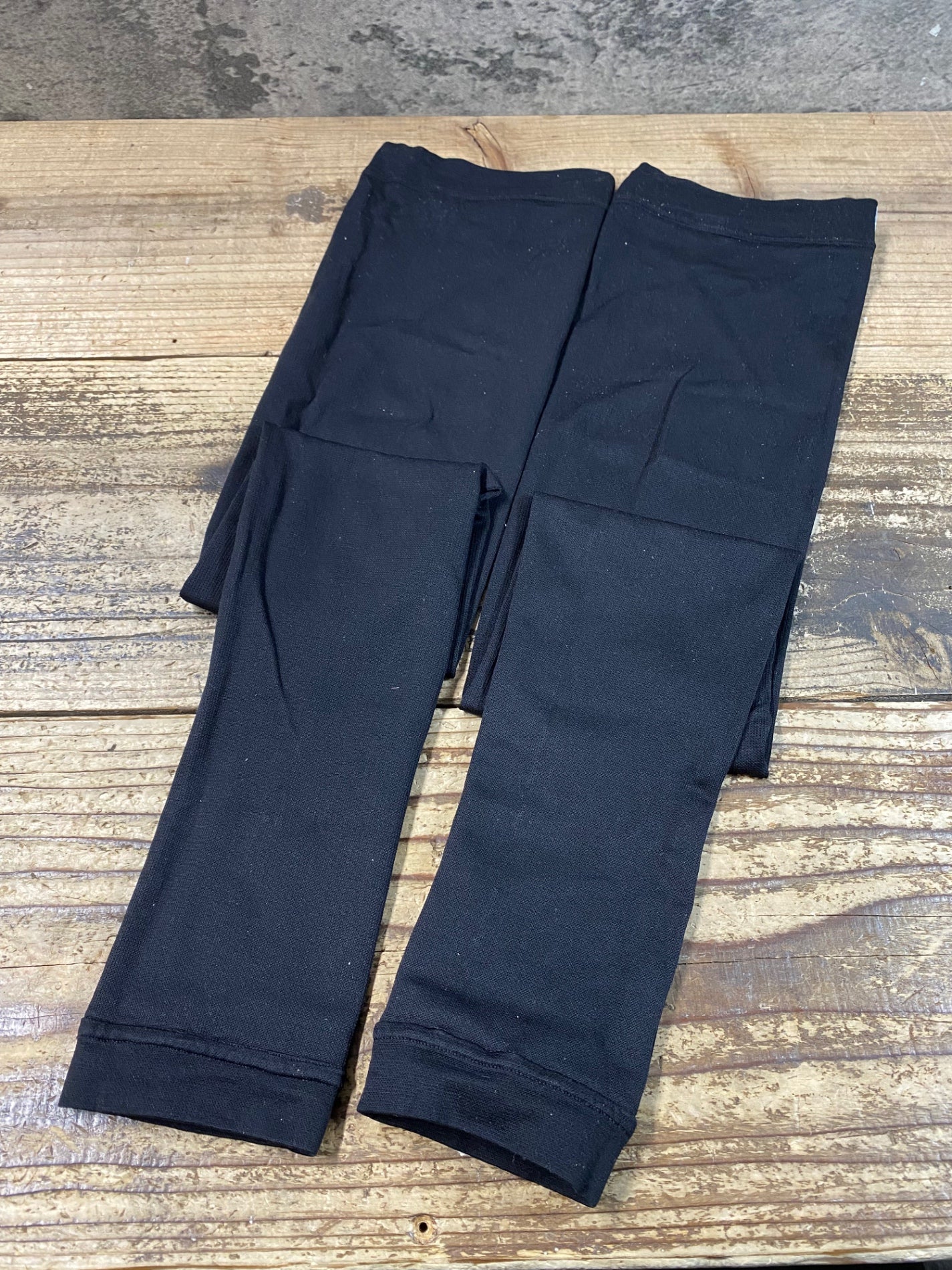 JW789 アソス assos Leg Foil レッグカバー 黒 0 – BICI AMORE ONLINE