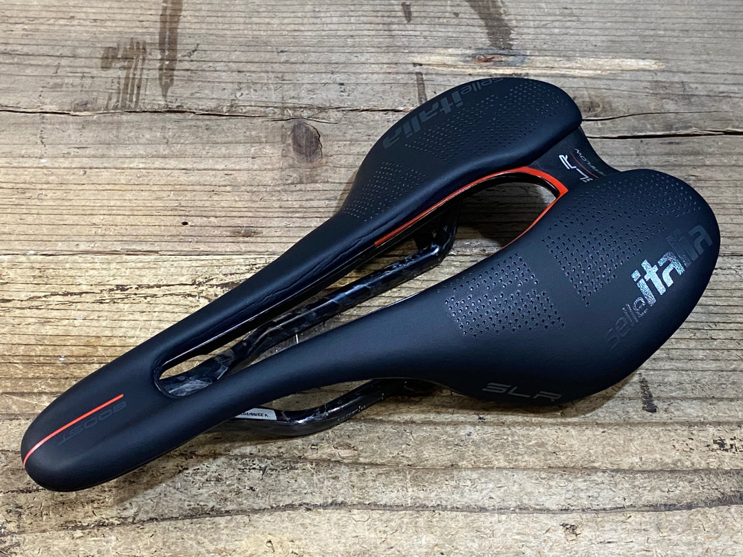 KD155 セライタリア selle italia SLR BOOST KIT CARBONIO SUPERFLOW L3 サドル 黒 145mm